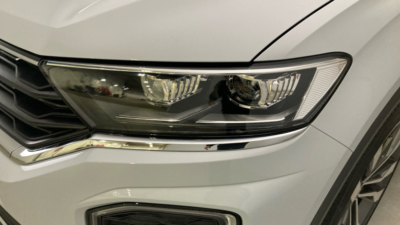 Volkswagen T-Roc 2.0 TDI EVO R-Line 5dr DSG Diesel Hatchback